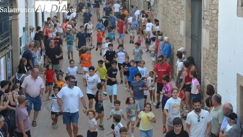 Foto 3 - Diversi&oacute;n, emoci&oacute;n y alegr&iacute;a en la celebraci&oacute;n del D&iacute;a del Ni&ntilde;o en Lumbrales