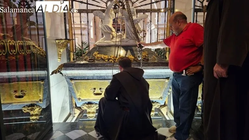 Foto 11 - El cuerpo de Santa Teresa de Jes&uacute;s mantiene el mismo aspecto visual que en 1914