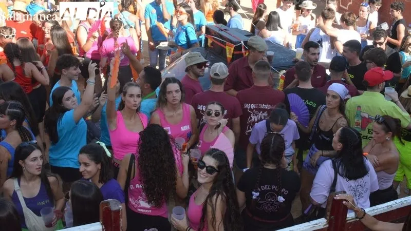 El encuentro de Peñas en el coso taurino se convirtió en una fiesta