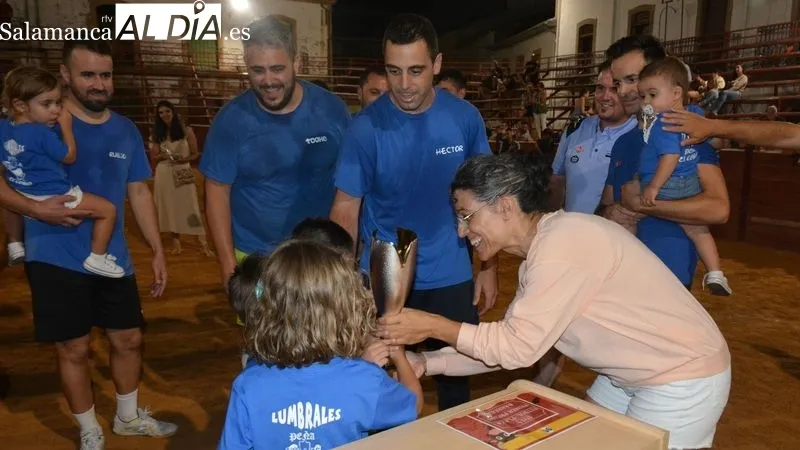 El coso taurino acogió el campeonato de futbol Interpeñas