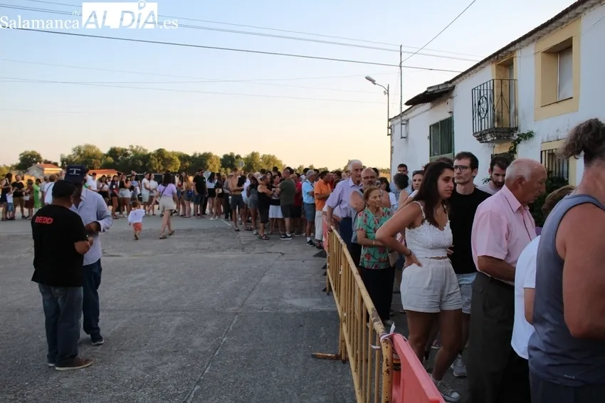 Popular merienda en Alemndra con 600 personas / SILVESTRE