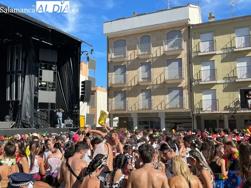 Vibrante chupinazo en Guijuelo para arrancar las fiestas de 2024. Fotos: Miguel González