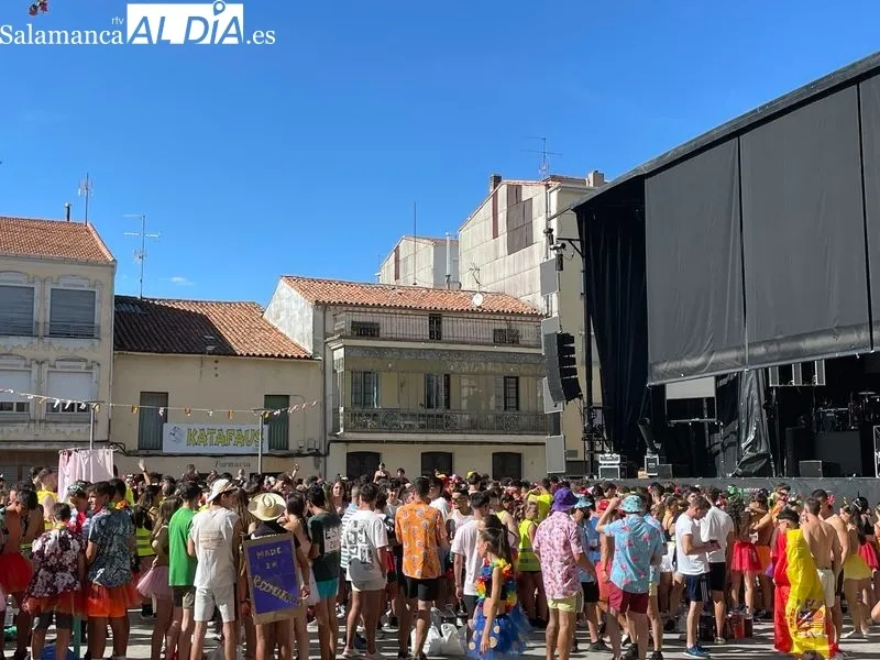 Vibrante chupinazo en Guijuelo para arrancar las fiestas de 2024. Fotos: Miguel González