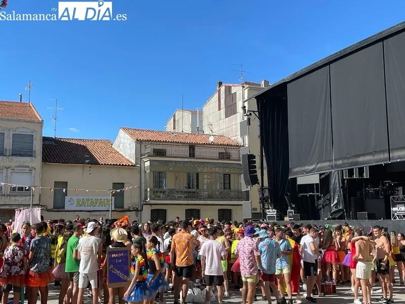 Vibrante chupinazo en Guijuelo para arrancar las fiestas de 2024. Fotos: Miguel González