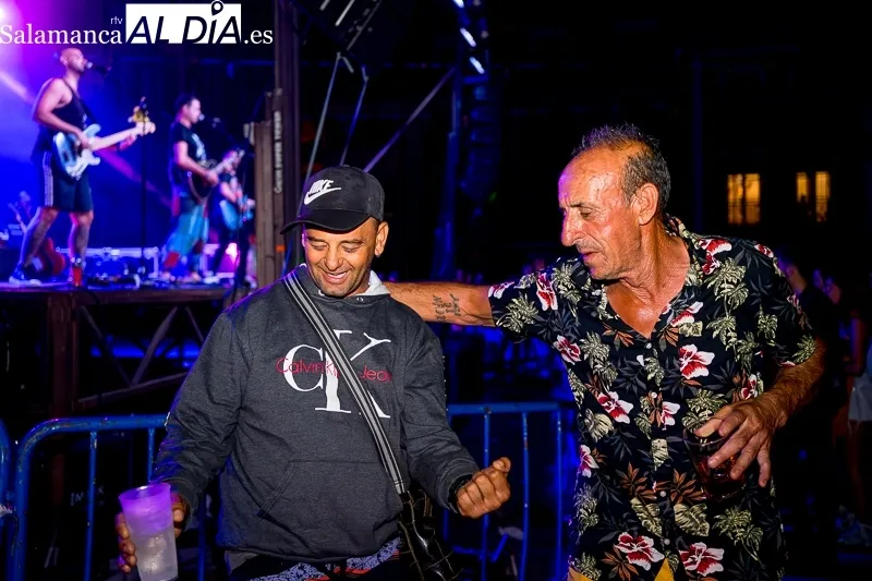 Foto 5 - 'Pedr&aacute;' hacer vibrar la Plaza Mayor con el rock transgresivo de Extremoduro