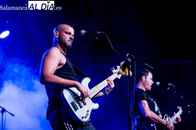 Foto 4 - 'Pedr&aacute;' hacer vibrar la Plaza Mayor con el rock transgresivo de Extremoduro