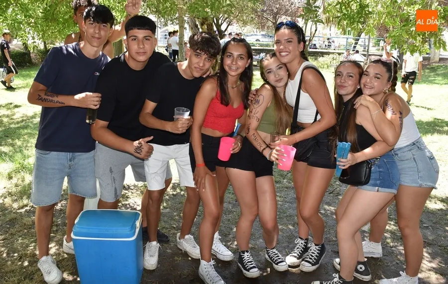 Foto 6 - El Valle de San Mart&iacute;n estira su ambiente festivo siendo sede del gran encuentro de j&oacute;venes de la jornada