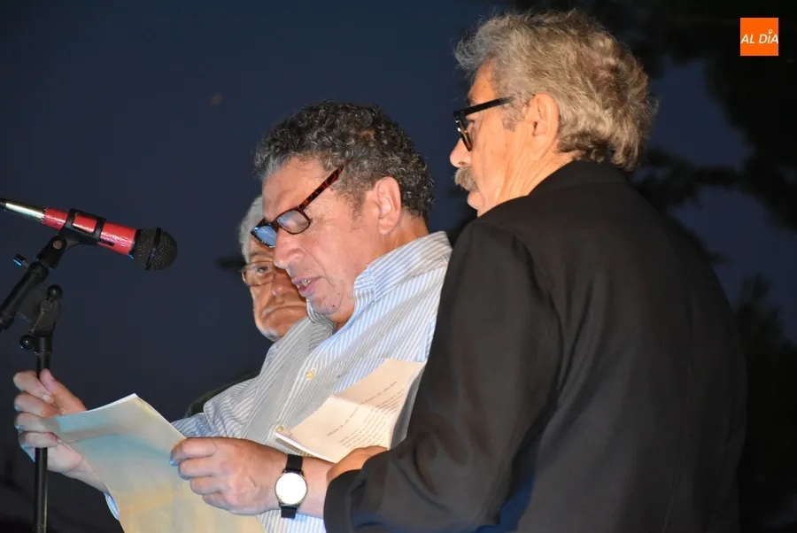 Foto 5 - Velada especial por los 25 a&ntilde;os de la Asociaci&oacute;n del barrio &ldquo;m&aacute;s taurino y con m&aacute;s personalidad&rdquo;
