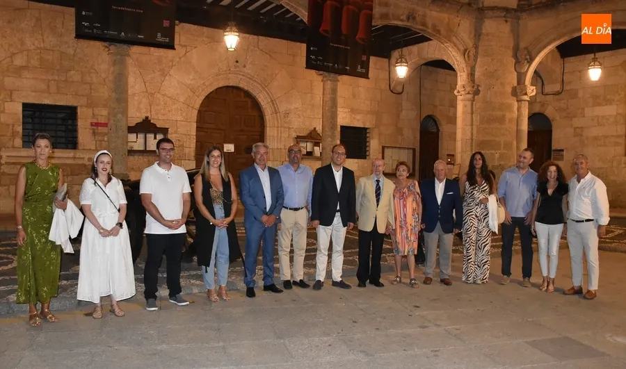 Foto 2 - Luis Ru&iacute;z pregona el Martes Mayor asegurando que Mir&oacute;briga es &ldquo;la envidia del Mundo Franciscano&rdquo;