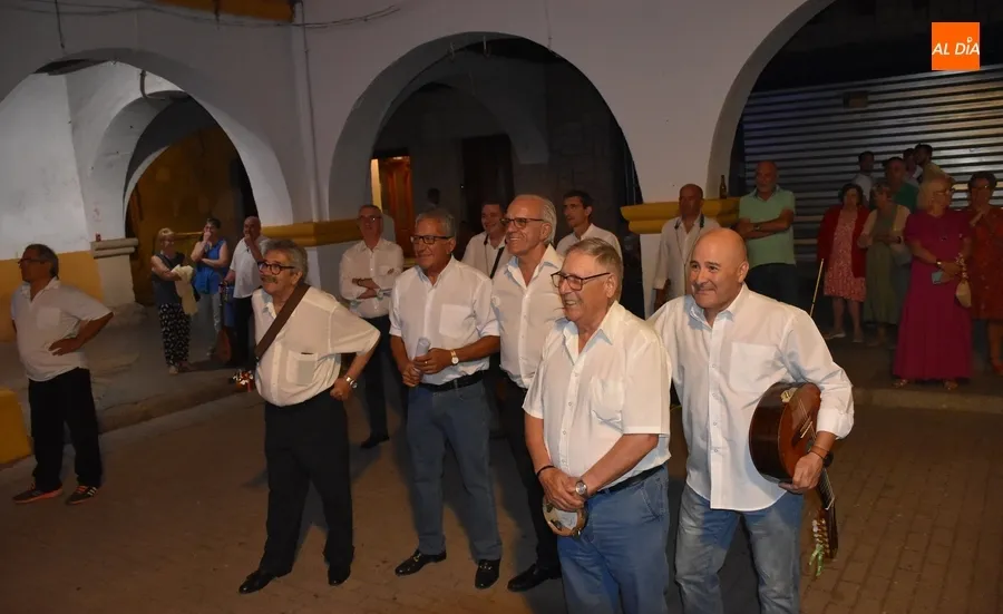 Foto 5 - Ciudad Rodrigo homenajea a la casi centenaria empresa de autobuses El Pilar S.A.