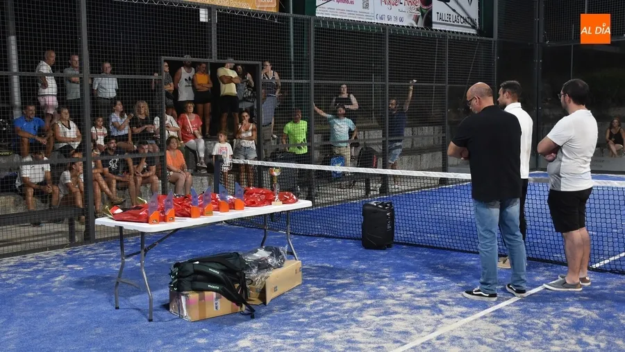 Foto 2 - Alberto Perera y V&iacute;ctor G&oacute;mez se proclaman campeones del II Torneo de Verano de P&aacute;del
