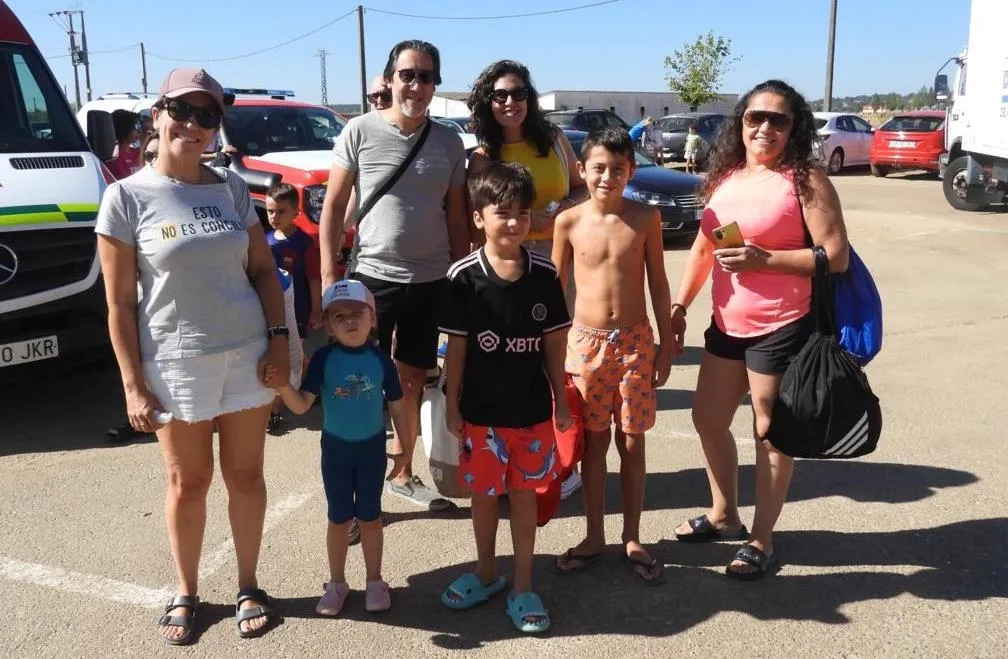 Foto 8 - Cerca de 150 chavales se lo pasan en grande con los Juegos de las Piscinas de Sancti-Sp&iacute;ritus