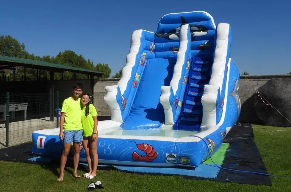 Foto 9 - Cerca de 150 chavales se lo pasan en grande con los Juegos de las Piscinas de Sancti-Sp&iacute;ritus