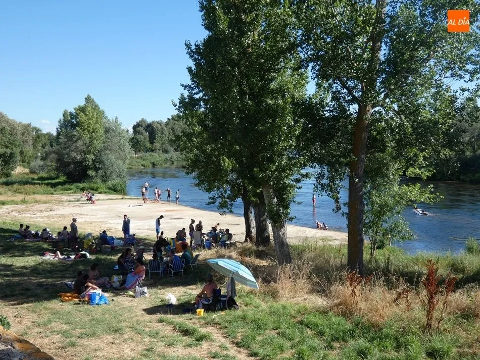 Playa fluvial de Huerta. Foto de archivo.