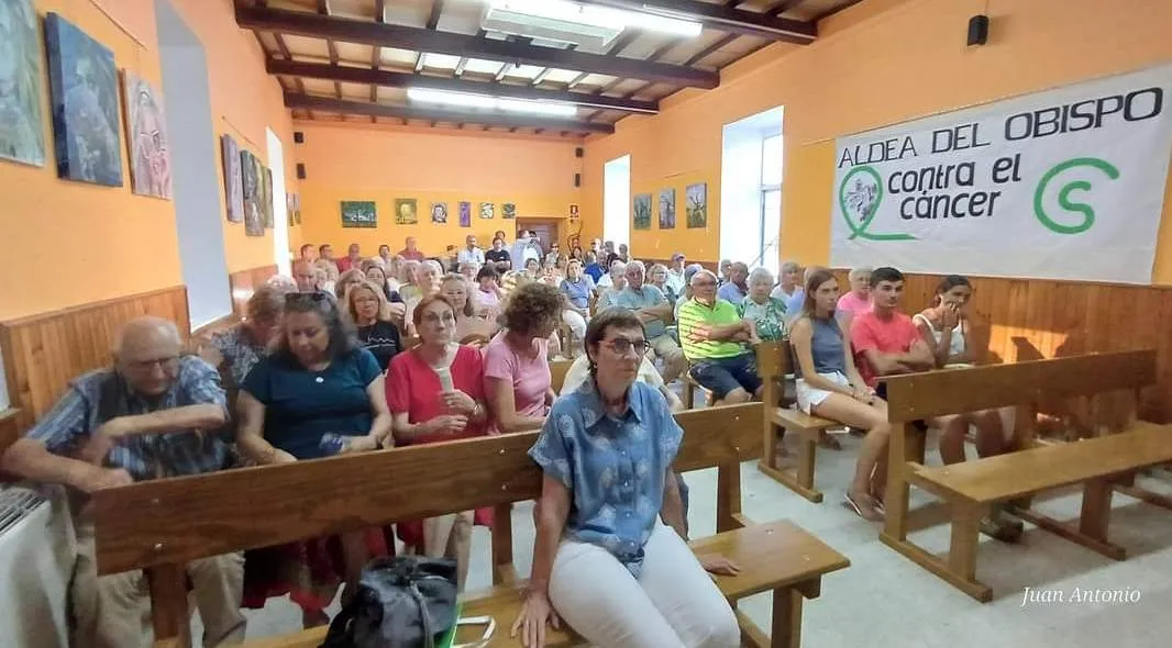 Foto 7 - Aldea calienta motores para su marcha contra el c&aacute;ncer, que roza los 600 inscritos, con una charla