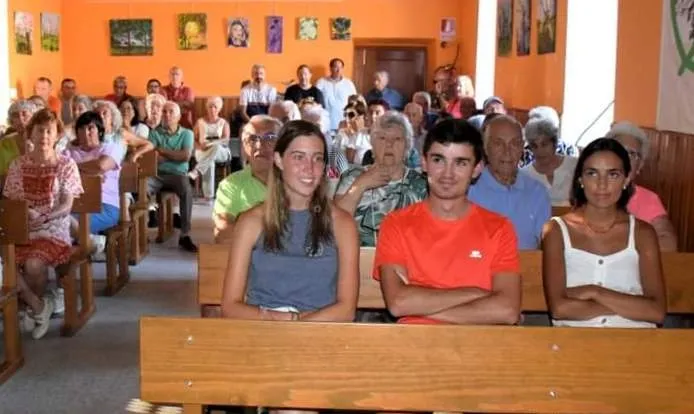 Foto 4 - Aldea calienta motores para su marcha contra el c&aacute;ncer, que roza los 600 inscritos, con una charla