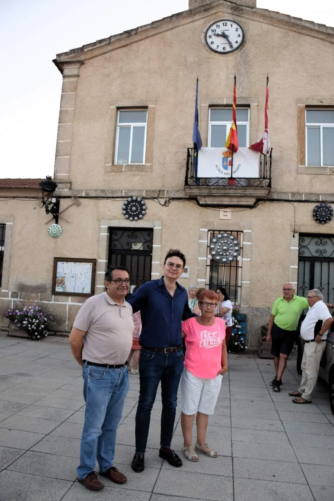 Foto 2 - Aldea calienta motores para su marcha contra el c&aacute;ncer, que roza los 600 inscritos, con una charla