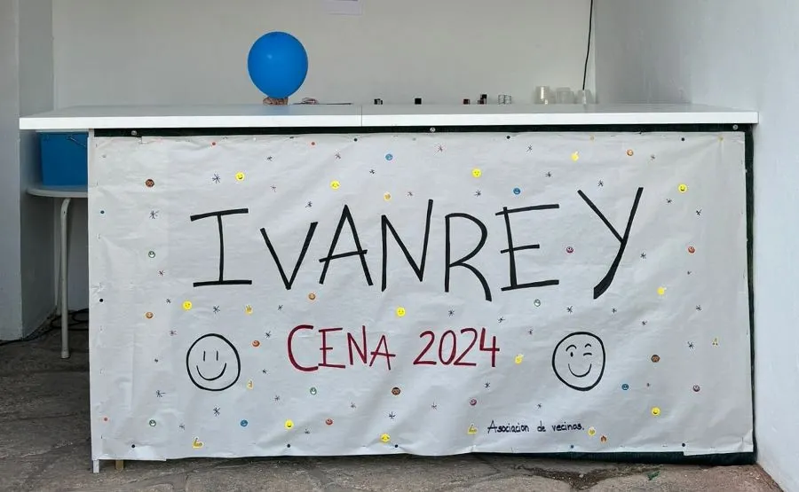 Foto 11 - La AVV de Ivanrey re&uacute;ne a unas 110 personas en su cena de verano