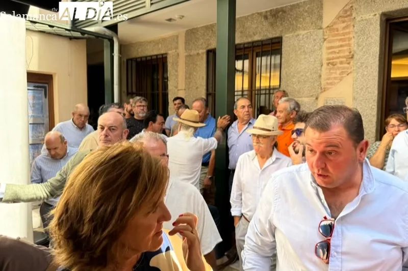Foto 6 - Mejor financiaci&oacute;n para los Ayuntamientos y trabajar unidos para hacer comarca: Los dos grandes mensajes protagonistas del encuentro de alcaldes y cargos de las fiestas