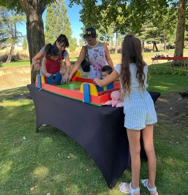 Bebecuentos, pasacalles, juegos y vino popular para los mayores en Carbajosa de la Sagrada