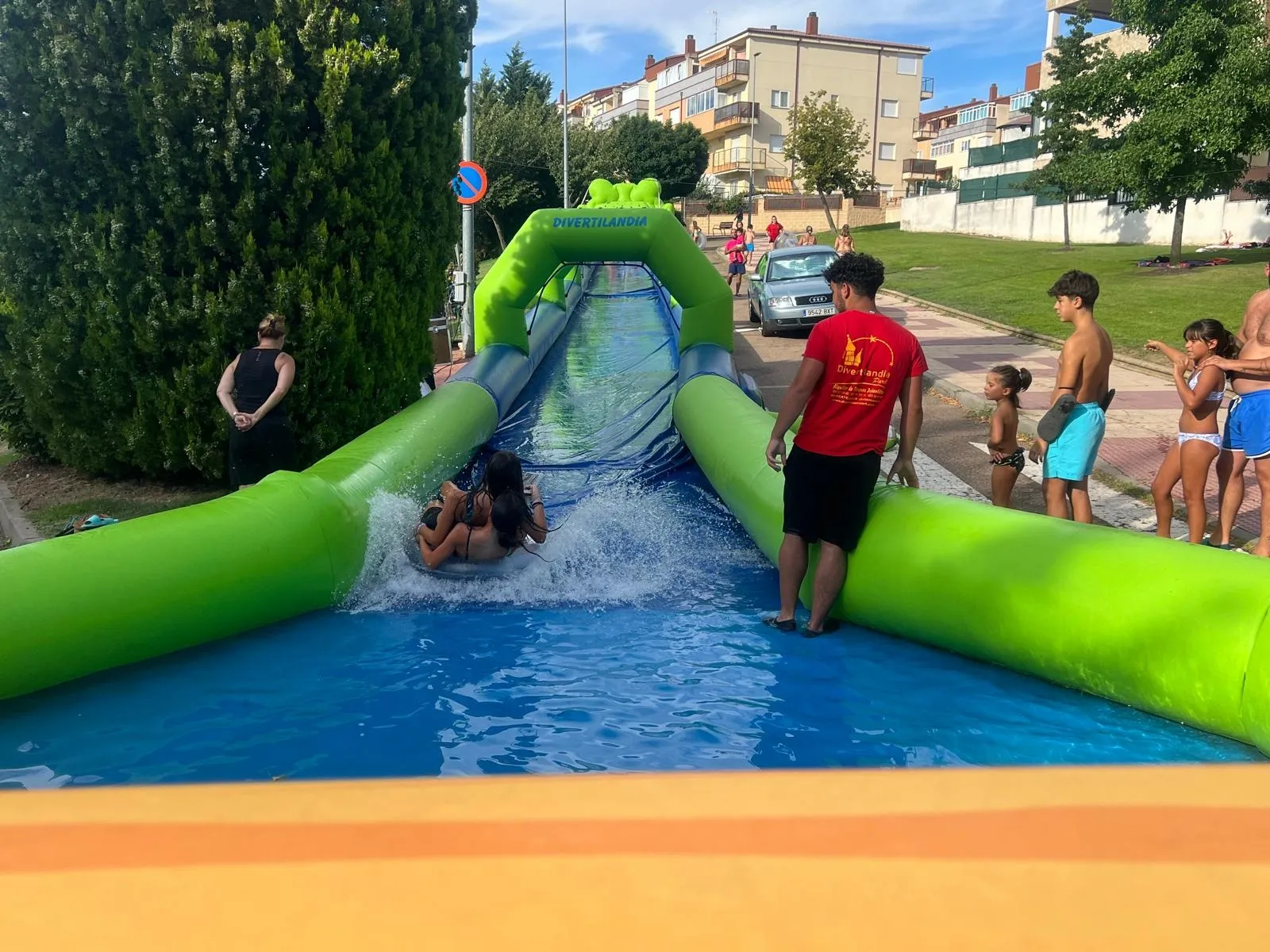 Foto 10 - Fiesta del agua, hinchables, paella, majorettes, homenajes a los mayores, el resumen de las fiestas de Carbajosa