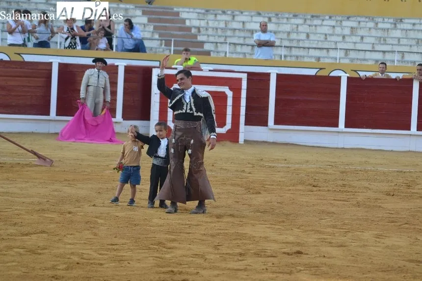 Foto 11 - Ismael Mart&iacute;n y Sergio P&eacute;rez, a hombros en La Florida tras una brillante y concurrida corrida de Ferias y Fiestas