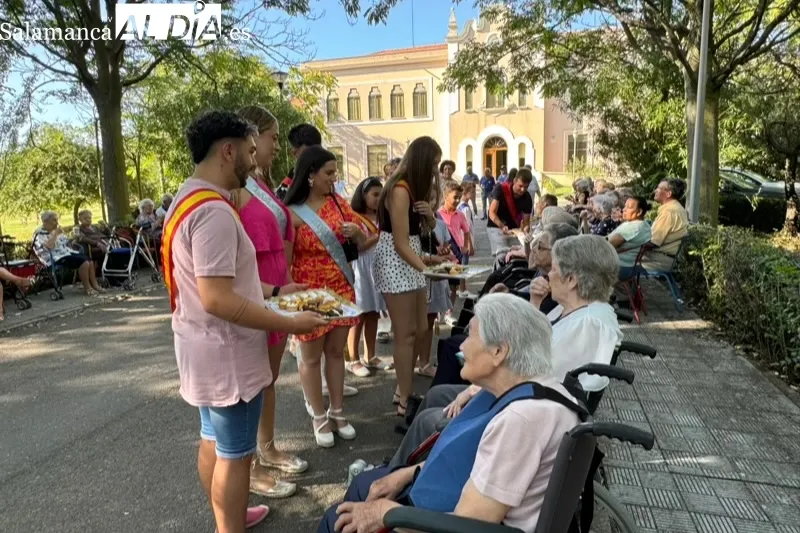 Foto 6 - Los mayores centran la actividad festiva de este Domingo de Ferias en Pe&ntilde;aranda