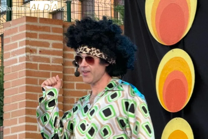 Foto 5 - La Disco M&oacute;vil infantil 'Funky Super Disco' y el mago Zamo Clown acaparan la atenci&oacute;n familiar este domingo