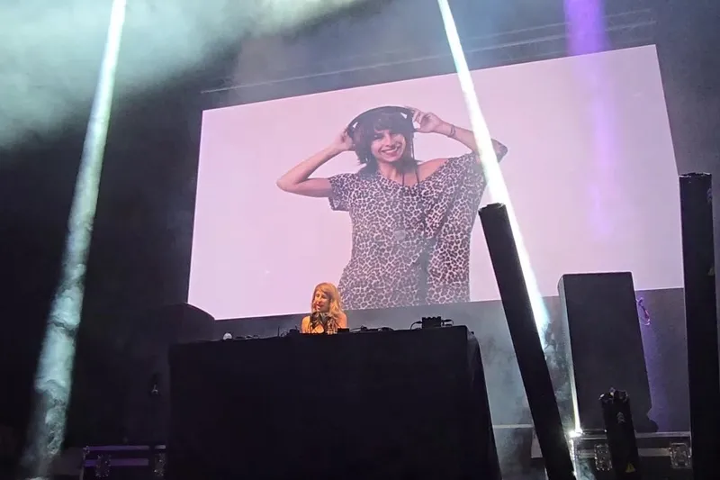 Foto 10 - El Festival Loca Urban, uno de los eventos m&aacute;s multitudinarios en las fiestas de Pe&ntilde;aranda