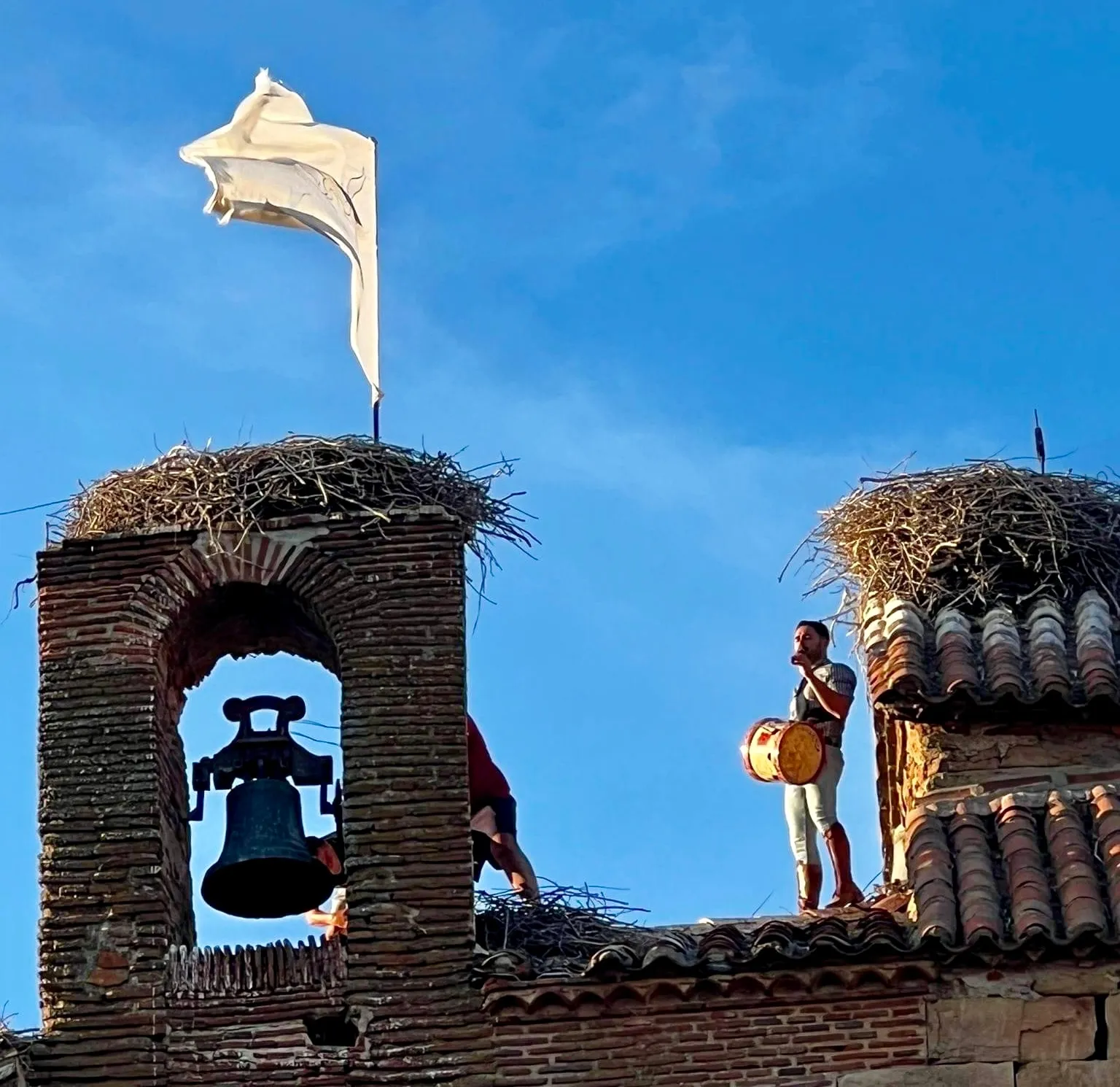 Foto 2 - La llegada de la Mariseca y los torneos de Tenis de Mesa y P&aacute;del abren la gran Semana Cultural de Villoria