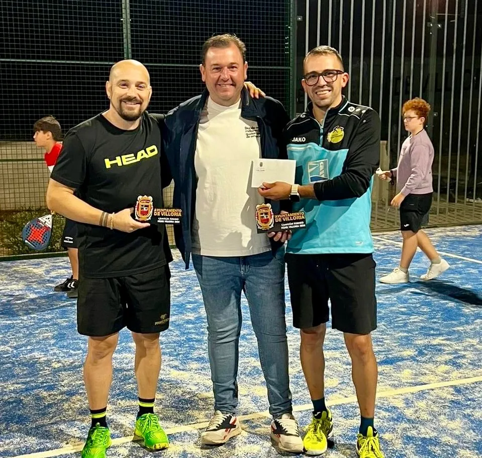 Foto 7 - La llegada de la Mariseca y los torneos de Tenis de Mesa y P&aacute;del abren la gran Semana Cultural de Villoria