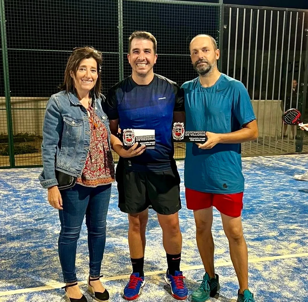 Foto 8 - La llegada de la Mariseca y los torneos de Tenis de Mesa y P&aacute;del abren la gran Semana Cultural de Villoria
