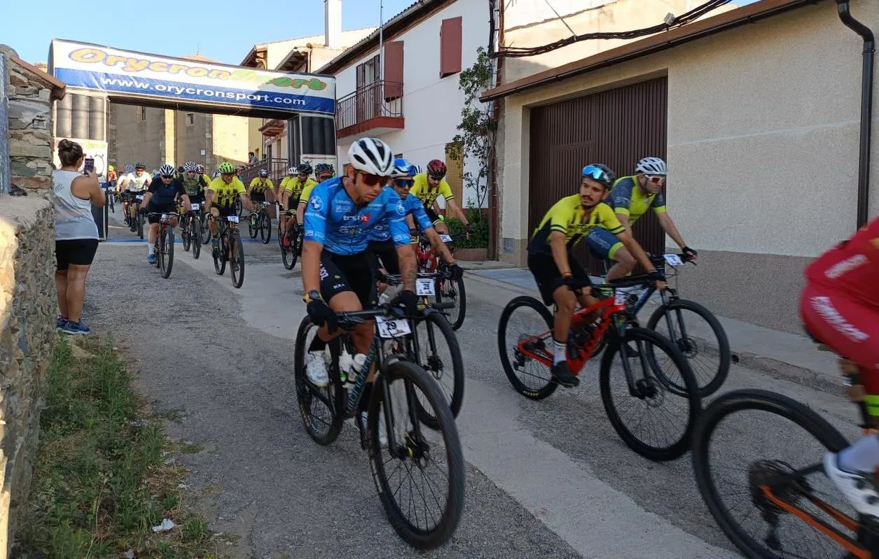 Foto 11 - Alejandro Rodr&iacute;guez y Eva Dom&iacute;nguez llegan al triplete de victorias en la Ruta Puerto del Esperab&aacute;n