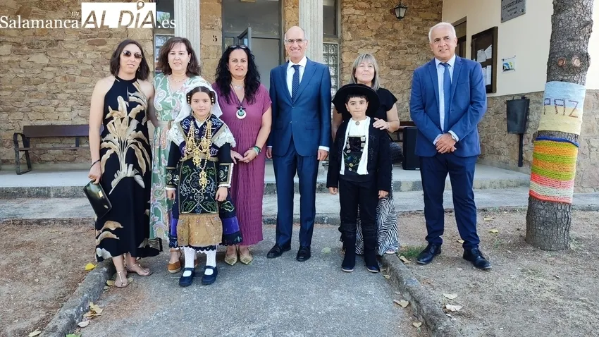 Homenaje en Cerralbo a los antepasados por el centenario de la compra de las tierras al marqués / CORRAL