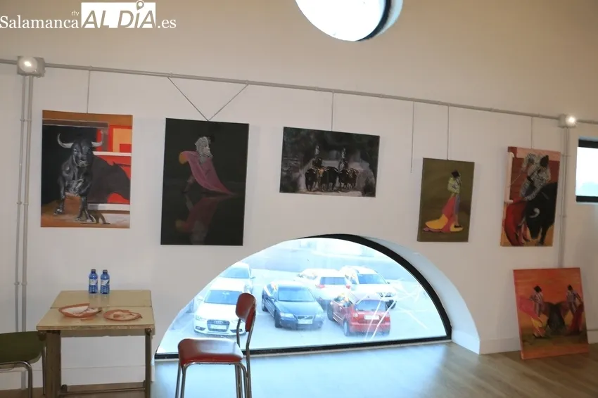 Exposición de artes plásticas en el Mercado de Abastos de Vitigudino / CORRAL