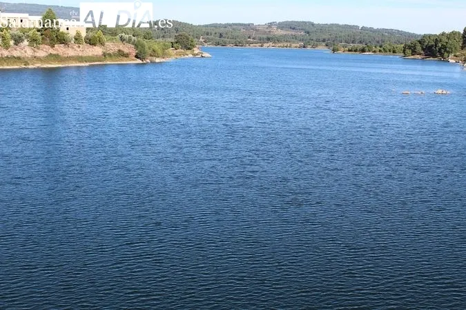 Playa fluvial de Vila da Ponte y Pasarelas del Távora (Sernancelhe, Portugal) | MARTÍN-GARAY