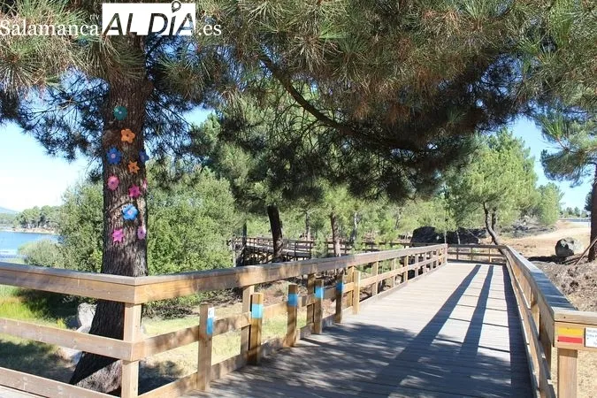 Playa fluvial de Vila da Ponte y Pasarelas del Távora (Sernancelhe, Portugal) | MARTÍN-GARAY