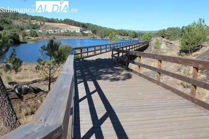 Playa fluvial de Vila da Ponte y Pasarelas del Távora (Sernancelhe, Portugal) | MARTÍN-GARAY