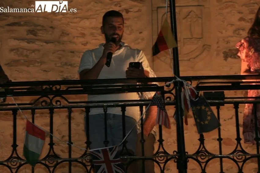 Pregón de fiestas de Saucelle a cargo de Carmen Sánchez Rubio / CORRAL