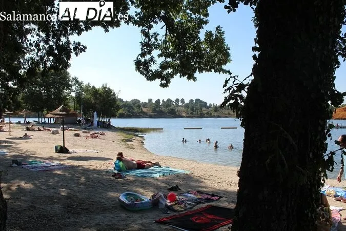 Playa fluvial de Alfaiates (Sabugal, Portugal) | MARTÍN-GARAY