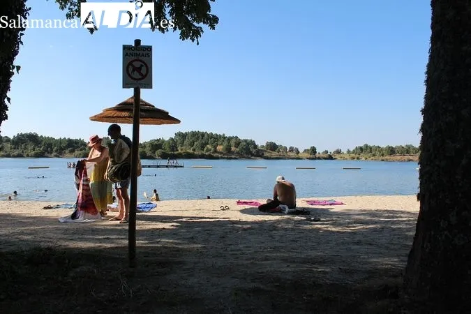 Playa fluvial de Alfaiates (Sabugal, Portugal) | MARTÍN-GARAY