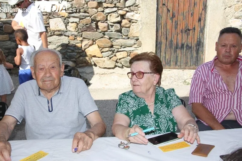 Foto 9 - Amatos de Alba celebra su tradicional paella y bingo