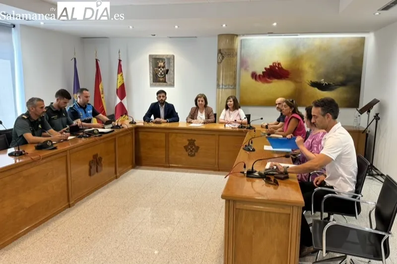 Foto 7 - La subdelegada del Gobierno, Rosa L&oacute;pez, visita por primera vez Pe&ntilde;aranda para presidir la Junta de Seguridad Local, con las fiestas como eje principal