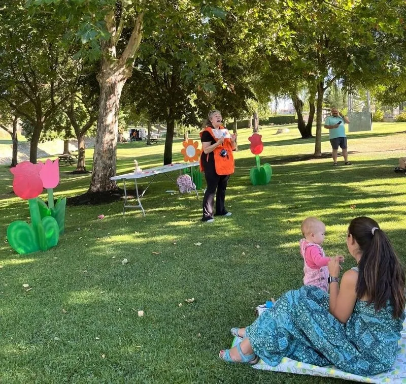 Bebecuentos, pasacalles, juegos y vino popular para los mayores en Carbajosa de la Sagrada