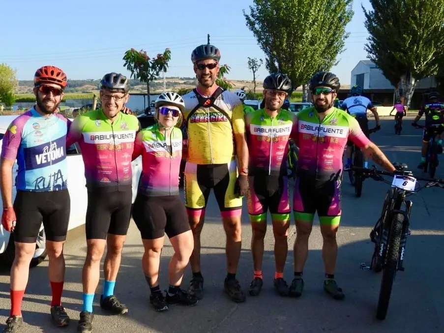 Foto 4 - La Quedada BTT Babilafuente Beerbike alcanza su d&eacute;cima edici&oacute;n como gran cita del deporte y el buen ambiente veraniego