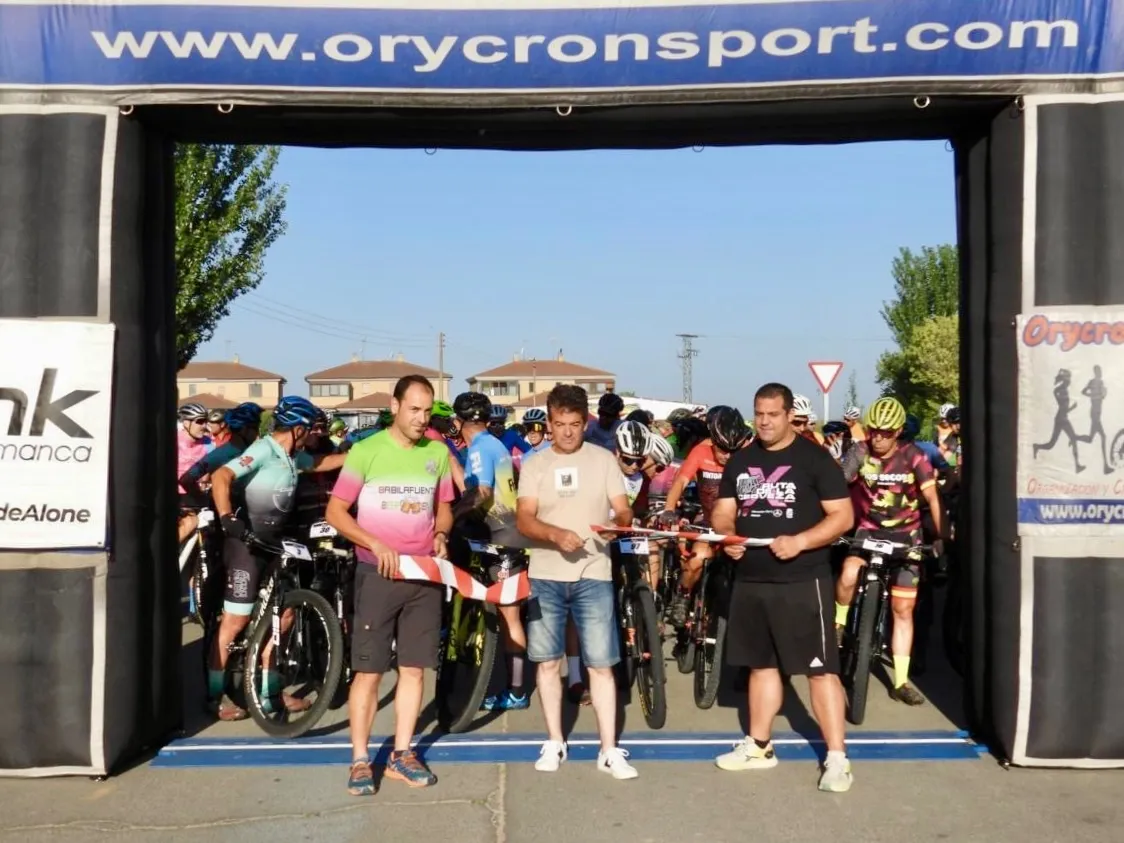 Foto 9 - La Quedada BTT Babilafuente Beerbike alcanza su d&eacute;cima edici&oacute;n como gran cita del deporte y el buen ambiente veraniego