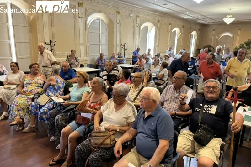 Foto 2 - Dimite el presidente se la asociaci&oacute;n de mayores San Miguel en una tensa asamblea y debido a presuntas irregularidades en las cuentas