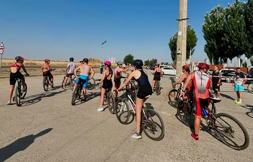 Foto 4 - Triatl&oacute;n, baloncesto o ajedrez: Intensa y participativa jornada deportiva en Pe&ntilde;aranda