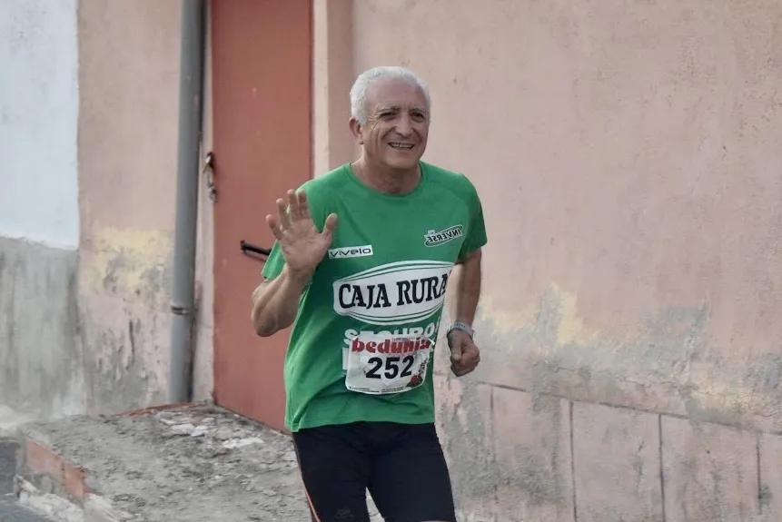Foto 6 - Juan San Jos&eacute; y Ester Cruz se alzan con el triunfo en la XV Carrera Popular de Villar de Gallimazo