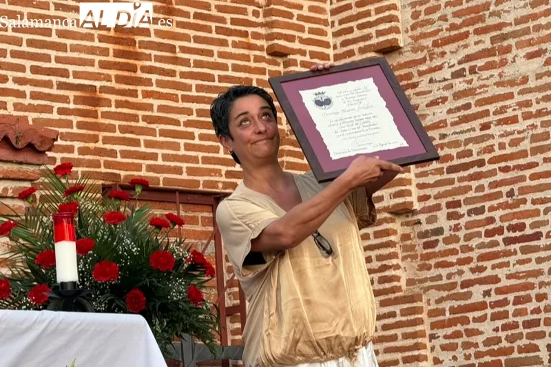 Foto 6 - Multitudinario y emotivo recibimiento en las calles al Santo Cristo del Humilladero en su esperada fiesta anual
